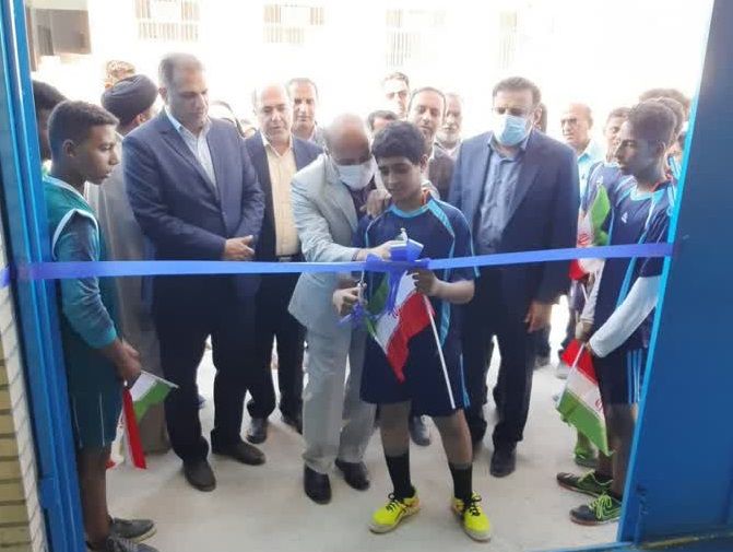 افتتاح سالن ورزشی دبیرستان دکترحسابی در بندرلنگه