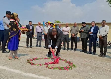 در راستای نهضت توسعه عدالت در فضاهای آموزشی و پرورشی انجام شد؛ آئین کلنگ زنی مدرسه استثنائی برای کودکان با نیازهای ویژه در فین
