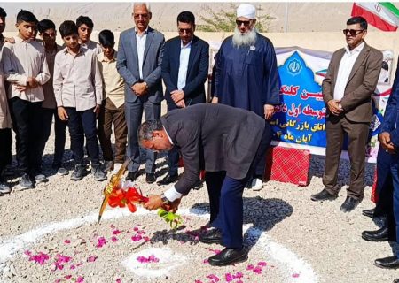 برگزاری آیین کلنگ زنی دبیرستان متوسطه اول دکتر چمران انگوران