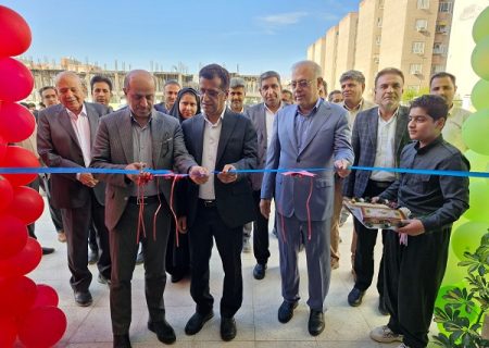 با حضور استاندار هرمزگان؛مدرسه متوسطه جوادالائمه علیه السلام شهرک پیامبر اعظم (ص) به بهره برداری رسید