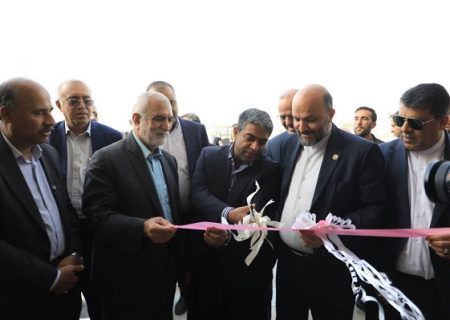 با حضور رییس سازمان نوسازی مدارس کشور؛هنرستان کارودانش دکتر حسابی ۲ در شهرستان‌میناب به بهره برداری رسید