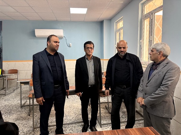 ربیس سازمان نوسازی مدارس کشور در بازدید از پروژههای بندرعباس مطرح کرد؛ تداوم نهضت مدرسه‌سازی در هرمزگان