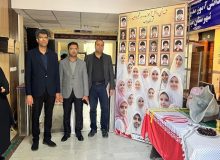 در ایام سوگواری اربعین شهادت رهبر معظم انقلاب و شهدای مدرسه میناب ؛برپایی موکب و یادمان شهدای میناب در اداره کل نوسازی مدارس هرمزگان