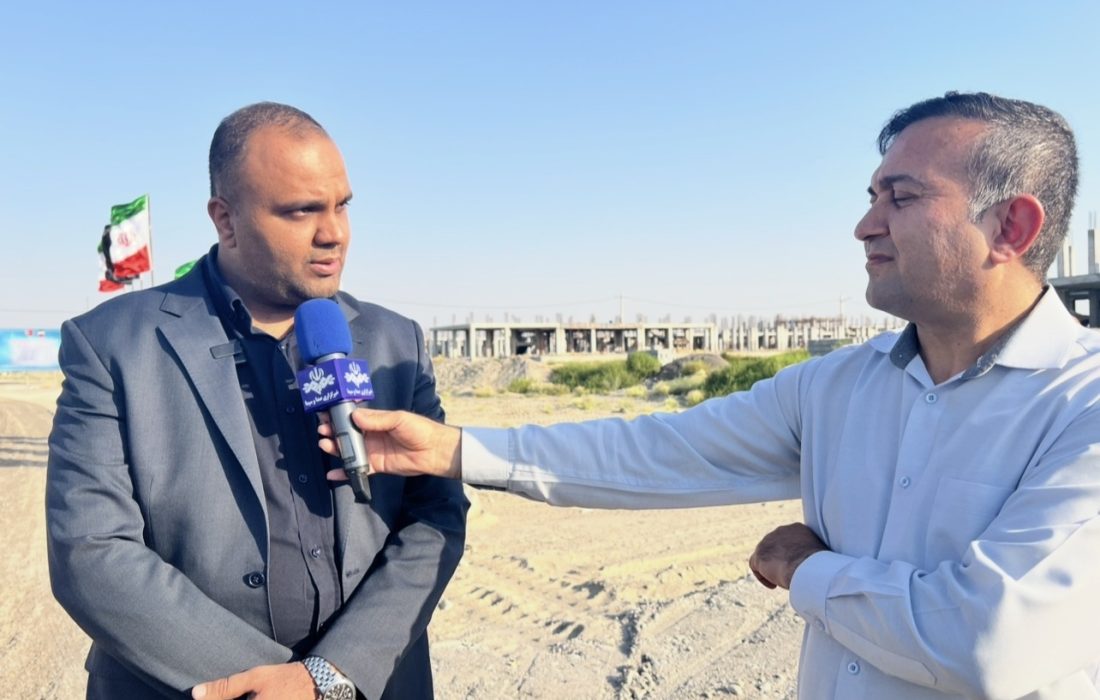 کلنگ احداث مجتمع بزرگ آموزشی «شجره طیبه» در میناب بر زمین زده شد