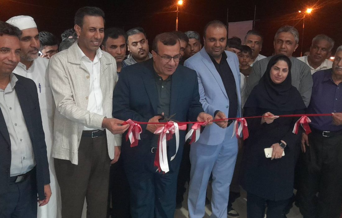 همزمان با هفته دولت؛ سالن ورزشی دانش‌آموزی «سهی اعتباری» در خلوص بستک به بهره‌برداری رسید