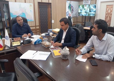 طی نشست مدیرکل نوسازی مدارس هرمزگان با روسای مناطق آموزش و‌پرورش انجام شد ؛ توزیع تجهیزات در مدارس دایر استان